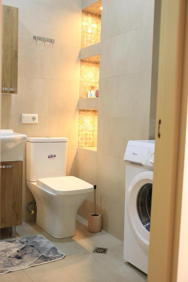 Downtown Apartment Κουτάισι Εξωτερικό φωτογραφία