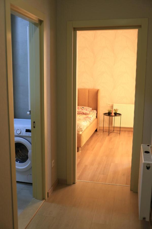Downtown Apartment Κουτάισι Εξωτερικό φωτογραφία