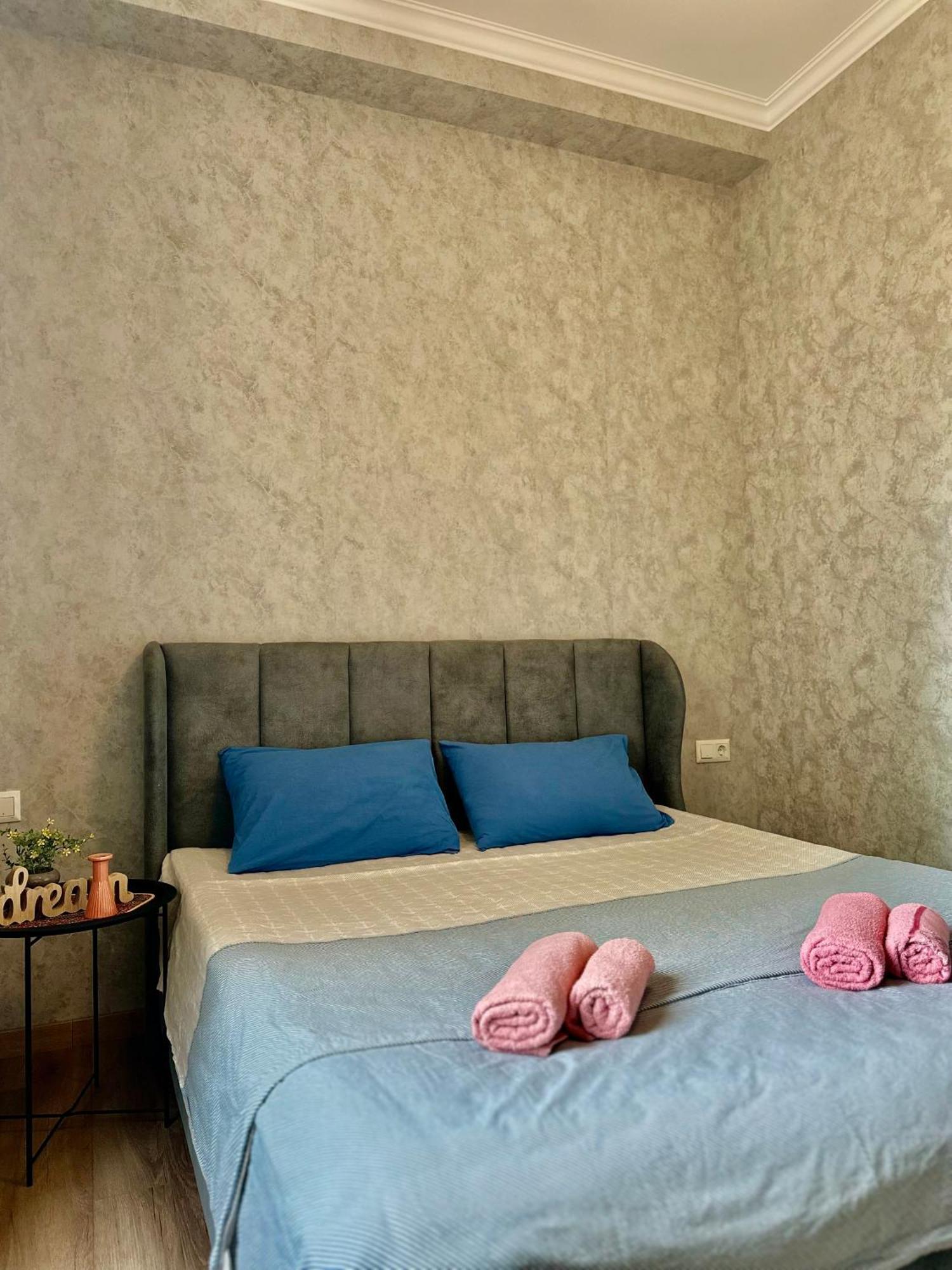 Downtown Apartment Κουτάισι Εξωτερικό φωτογραφία