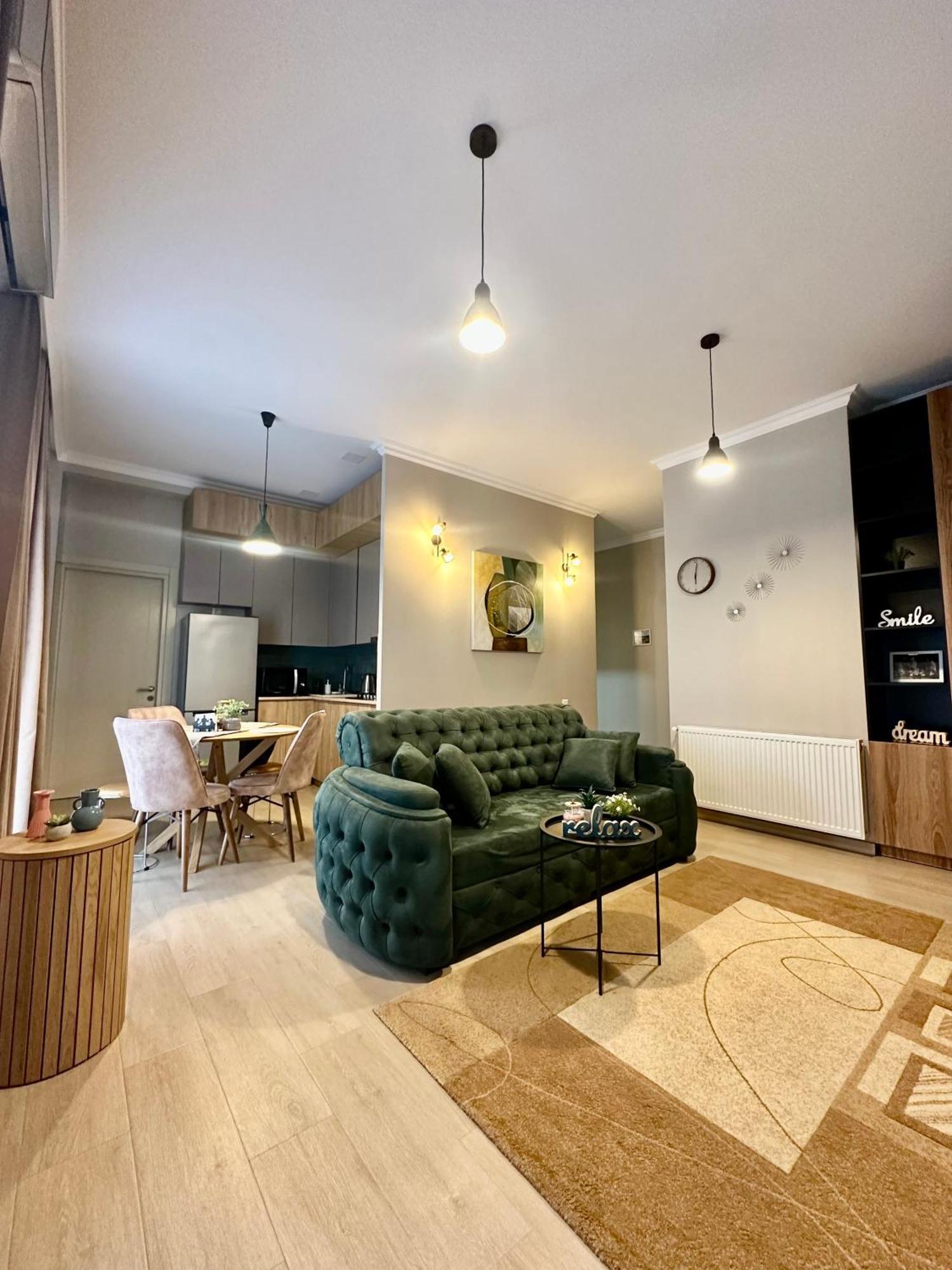 Downtown Apartment Κουτάισι Εξωτερικό φωτογραφία